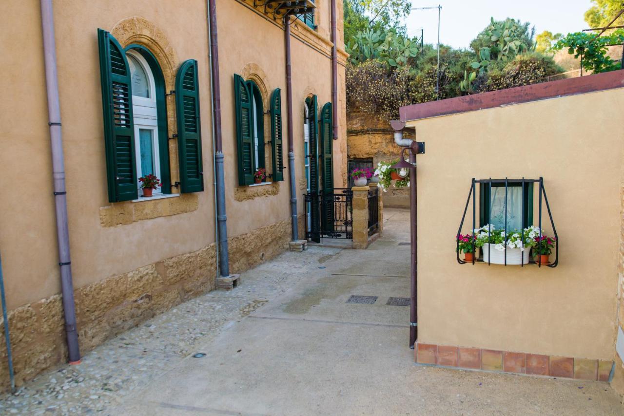 A Casa Di Mammi Nella Valle Dei Templi Agrigento Exterior photo